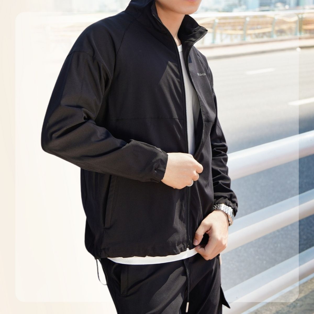 Áo khoác gió chống nước GM Jacket form dáng basic, siêu nhẹ - ĐEN