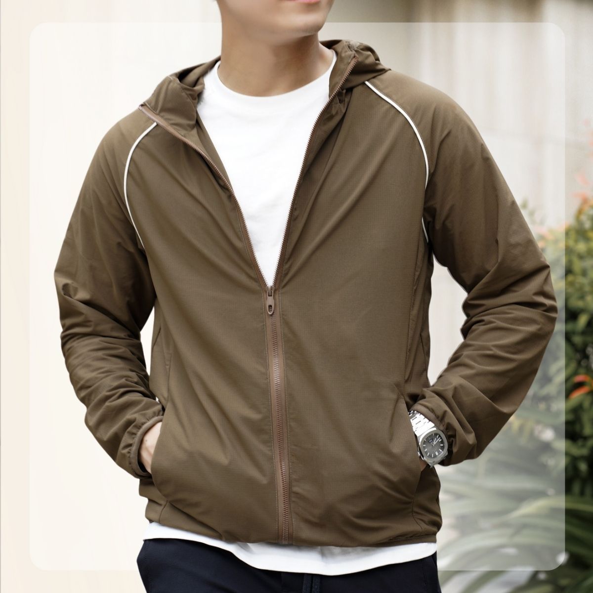 Áo khoác gió F24 R-Light Jacket chống nước form dáng basic, siêu nhẹ - NÂU