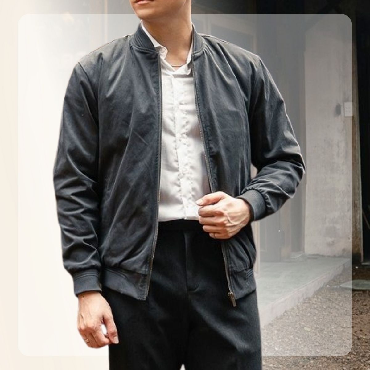 Áo khoác nam chần bông W25 Kaki Bomber dày dặn, form Regular thoải mái - XÁM