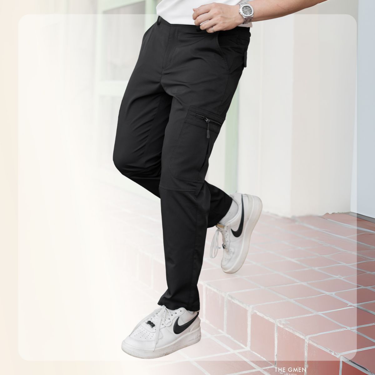 Quần Zipline Pants ống suông, túi kéo 2 bên tiện lợi - Đen