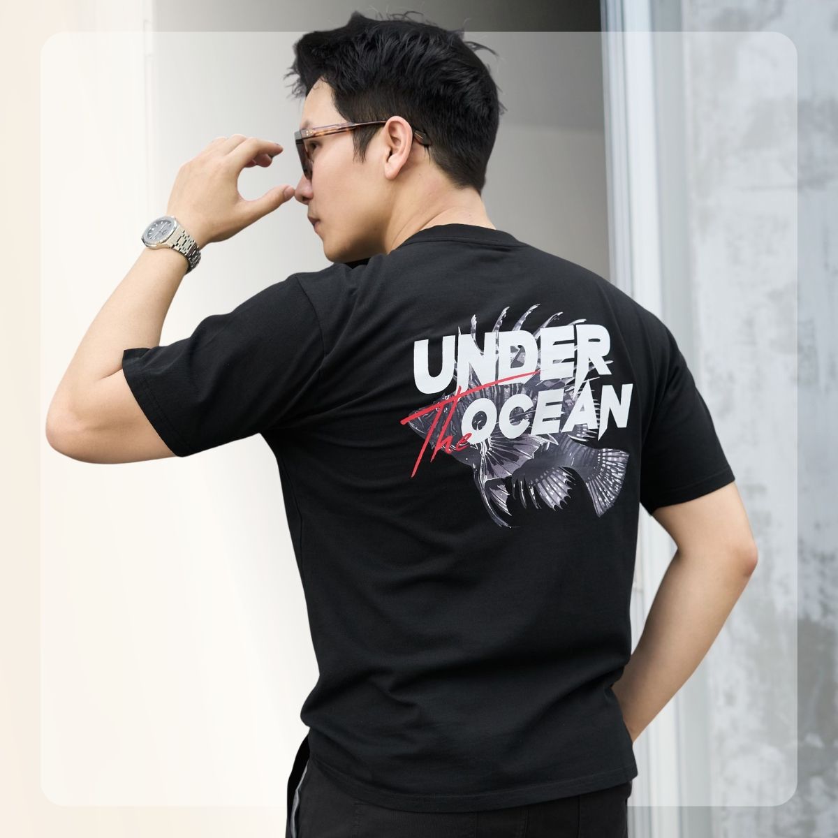 Áo thun nam nữ in hình S26 Ocean Tee - Đen