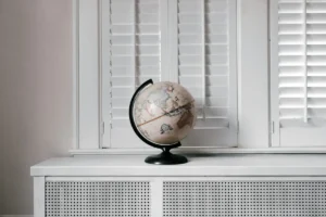 Travel to England – A Setting Sun, A Dawning Era