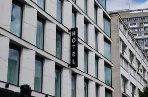 Feel Like Royalty In A Luxury London Hotel