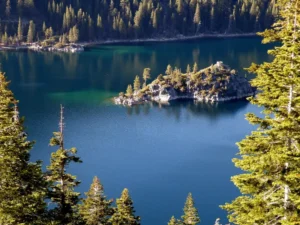 Lake Tahoe Ski And Snowboard Guide