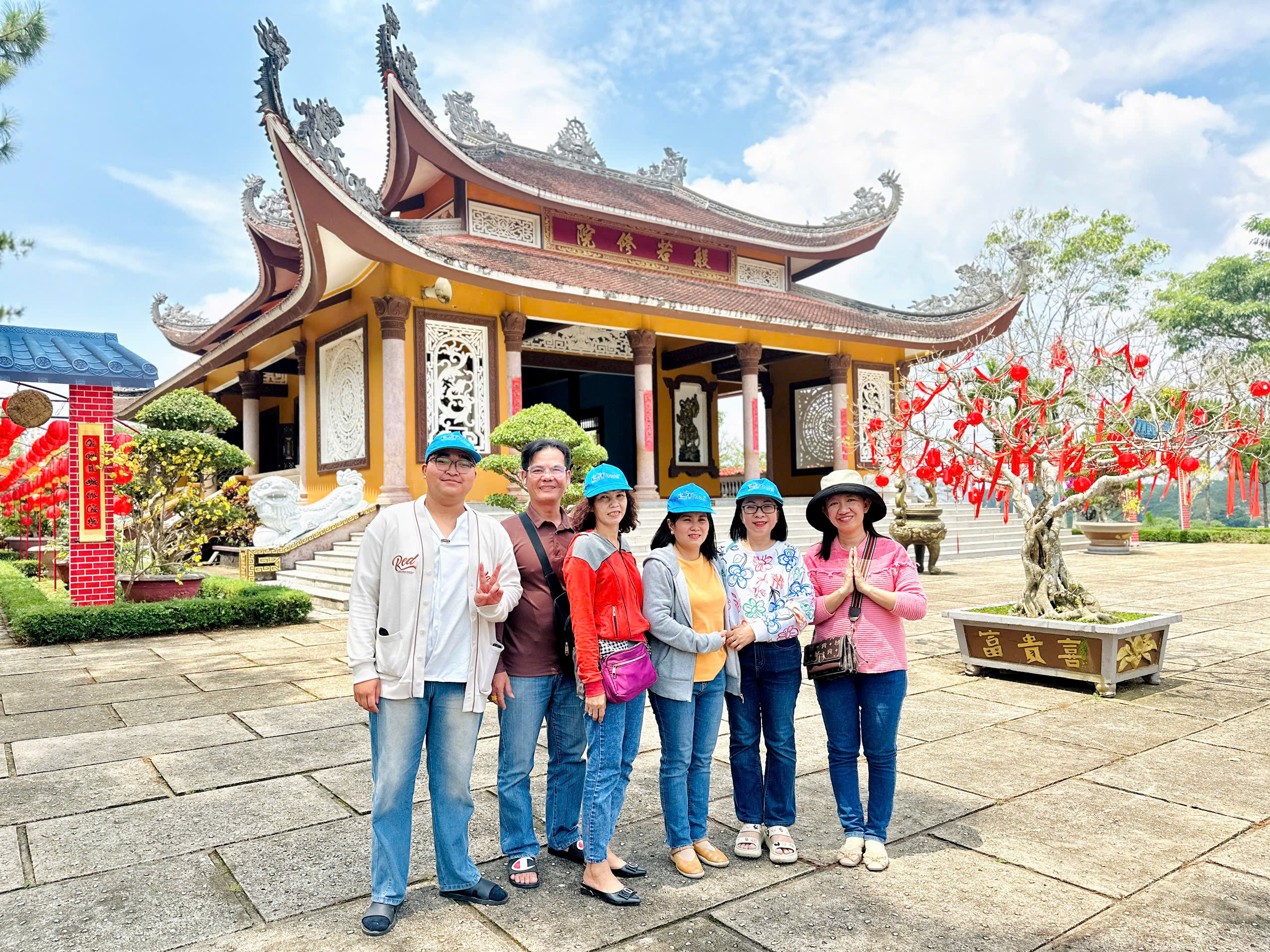 TOUR HÀNH HƯƠNG THẬP CẢNH TỰ BẢO LỘC 1N1Đ