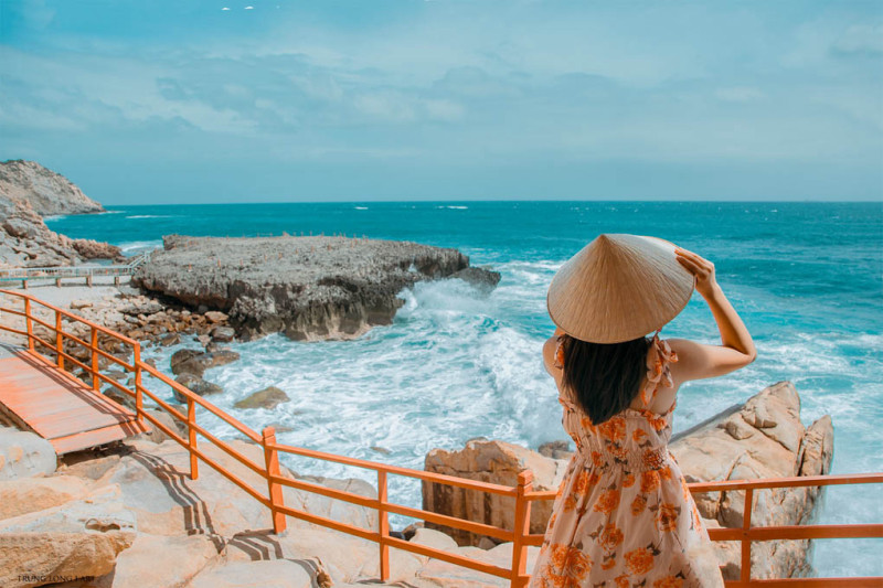 KHÁM PHÁ VỊNH VĨNH HY – HANG RÁI – CỔ THẠCH – NINH CHỮ 2N2Đ3