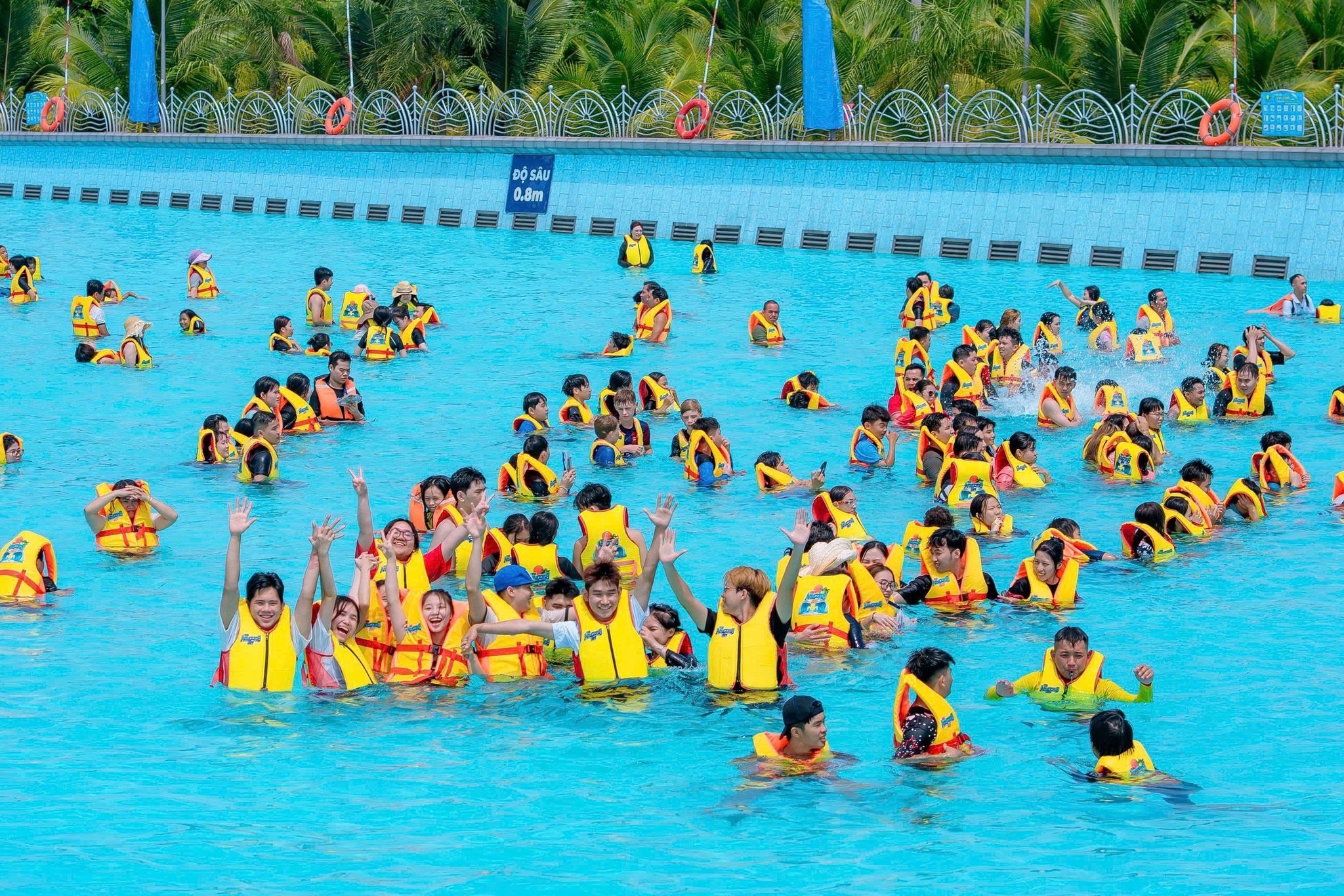 TOUR HỌC SINH 1N: NHÀ TÙ PHÚ LỢI - CÔNG VIÊN NƯỚC THE AMAZING BAY - KHỞI HÀNH TẠI TÂY NINH7