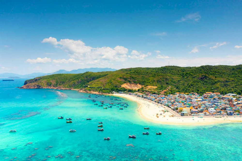Khám Phá Vẻ Đẹp Say Lòng Của Quy Nhơn Mùa Thu Đông 