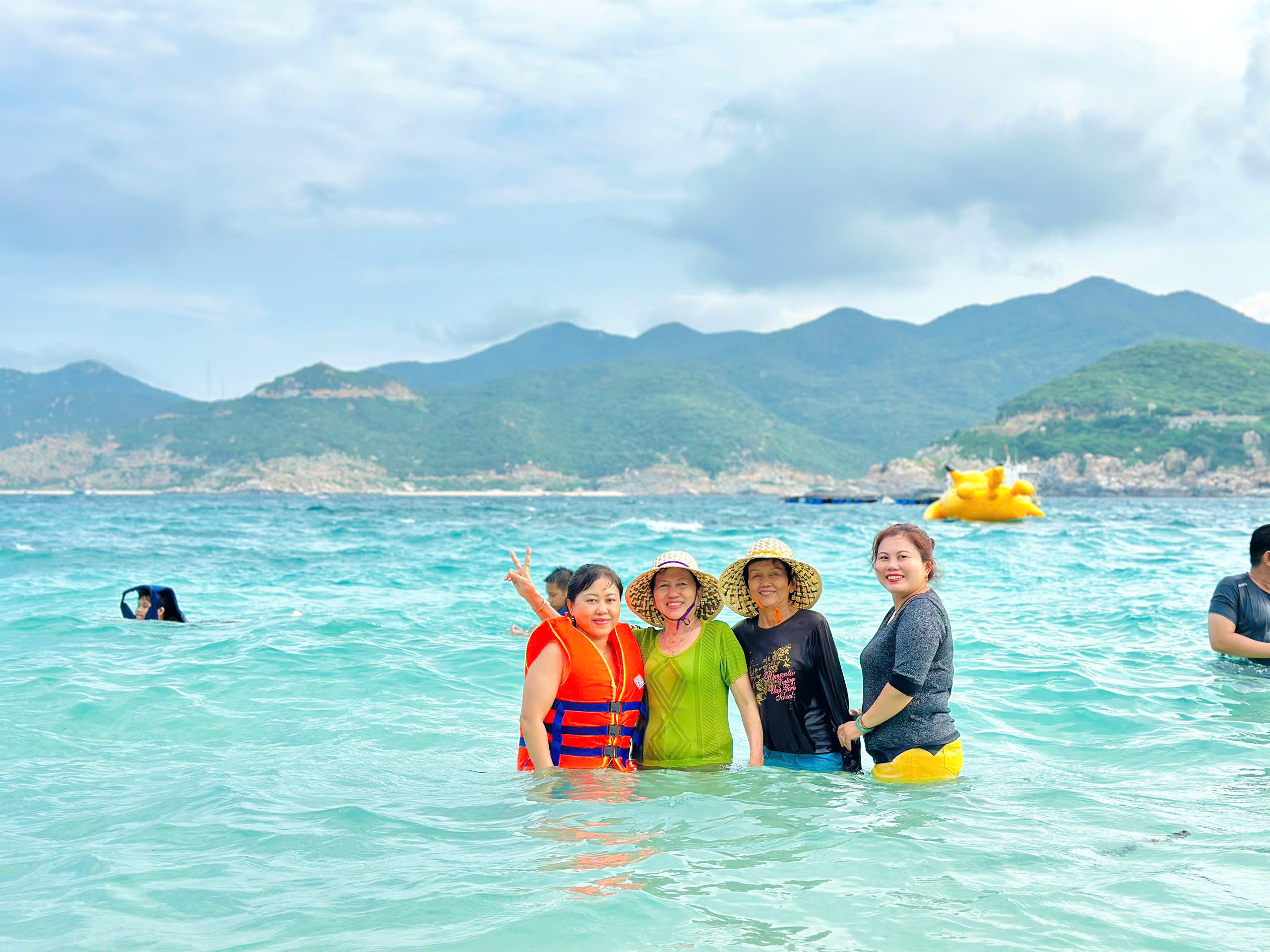TOUR LỄ 2-9: ĐẢO BÌNH HƯNG - VĨNH HY 2N2Đ - KHÁM PHÁ BIỂN XANH & CÁT TRẮNG - LƯU TRÚ TẠI ĐẢO 1