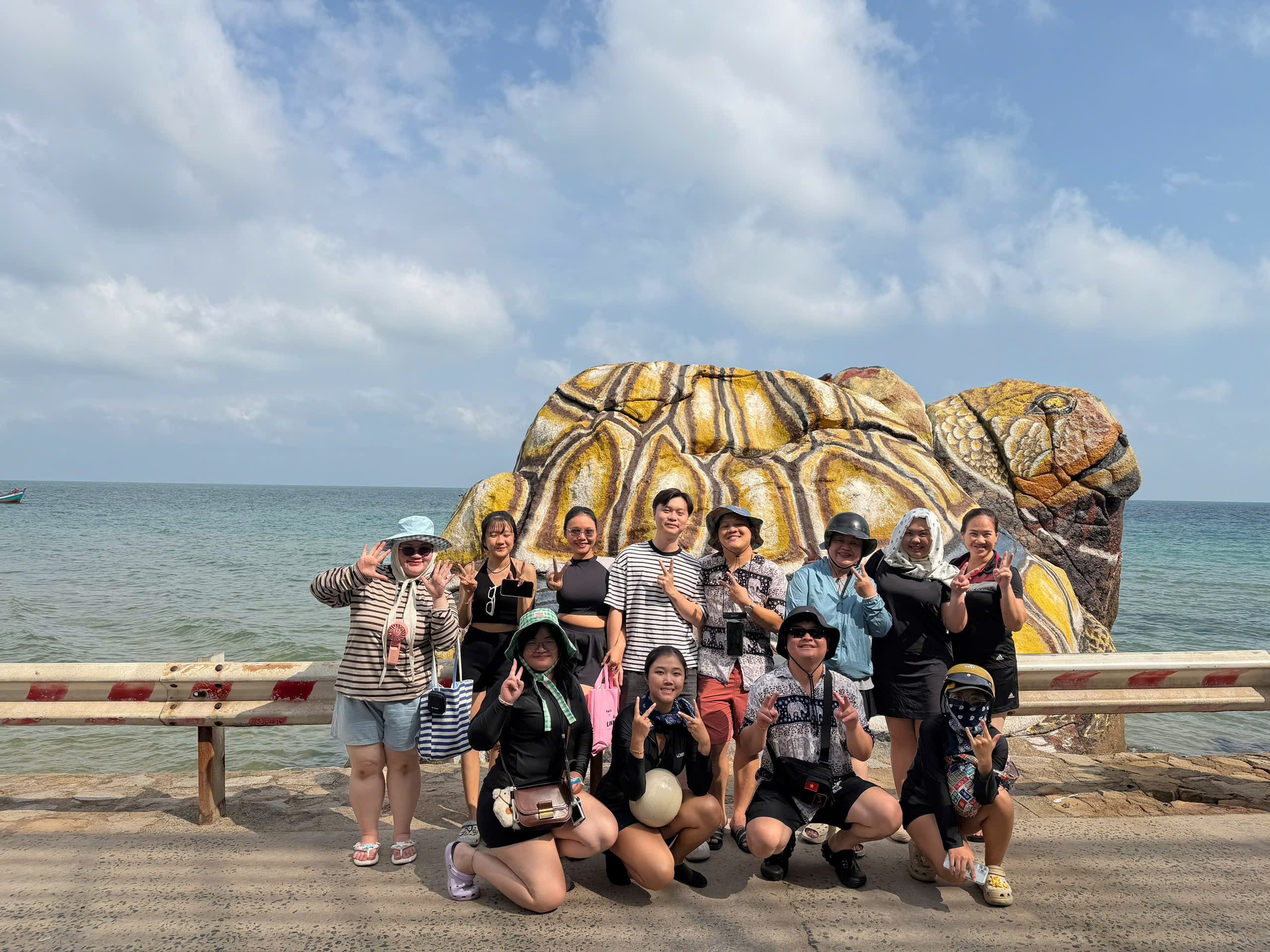 TOUR LỄ 30/04: ĐẢO HÒN SƠN 2N2Đ | BÃI CÂY DỪA NGHIÊNG | ĐỈNH MA THIÊNG LÃNH | LẶN NGẮM SAN HÔ