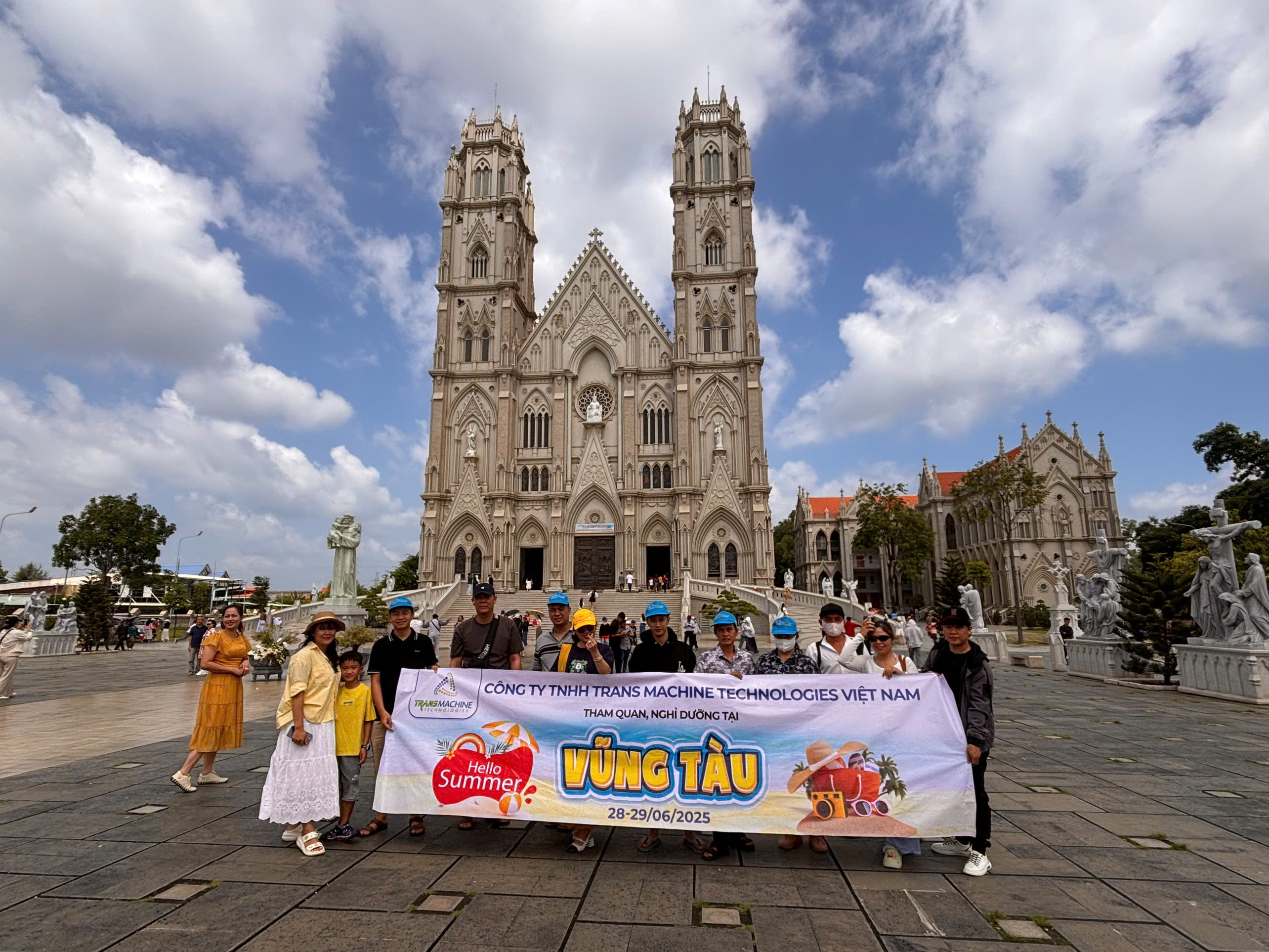 TOUR KHÁCH ĐOÀN LỄ 30/4: TRẢI NGHIỆM VŨNG TÀU – BIỂN GỌI PHỐ THỊ 2N1Đ