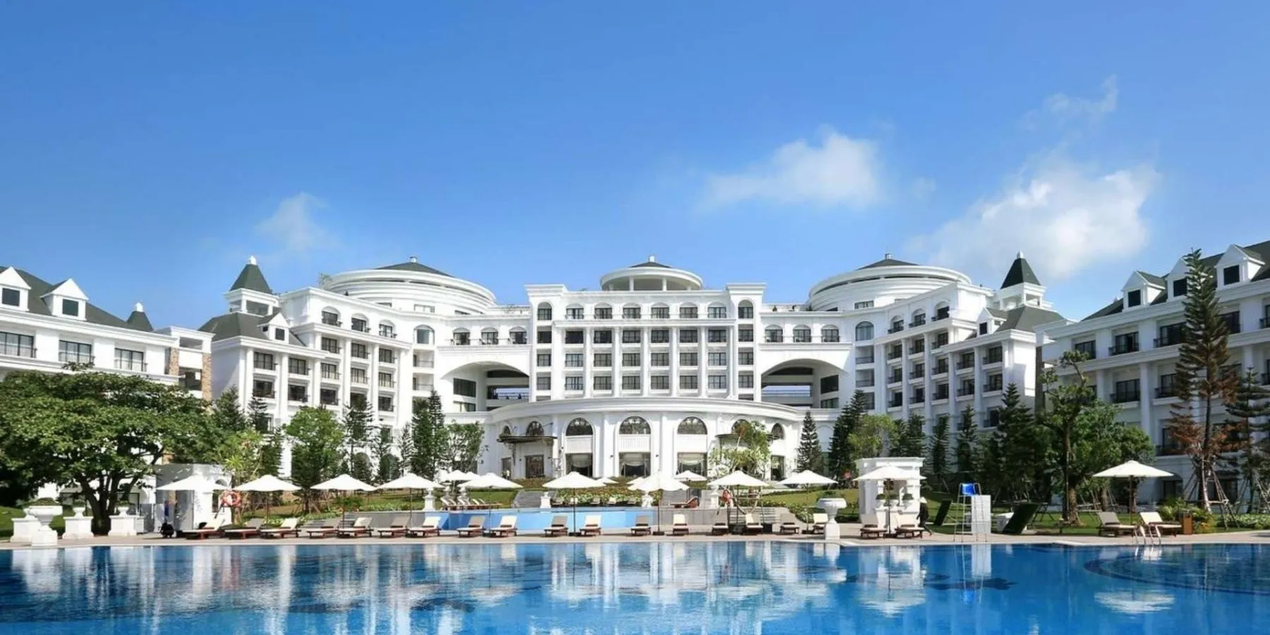Top Khách Sạn Gần Sun World Hạ Long Đẹp, Tiện Nghi & Giá Tốt