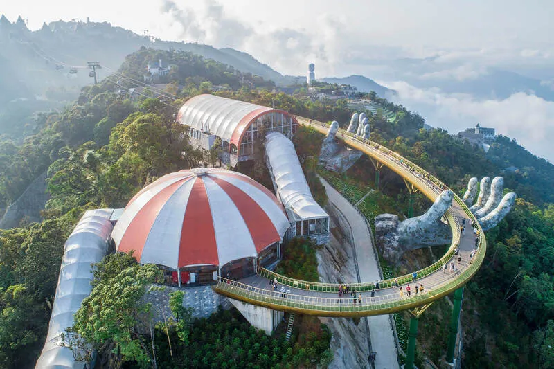 Kinh Nghiệm Check-in Cầu Vàng Bà Nà Hills Đẹp Nhất