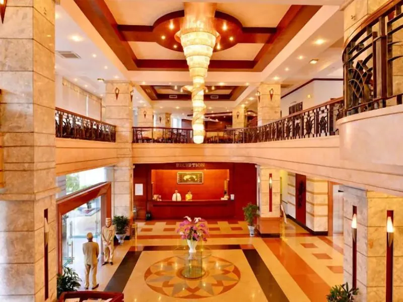 Khách sạn Grand Hạ Long Hotel