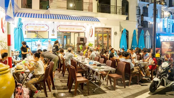 Nhà hàng món Việt