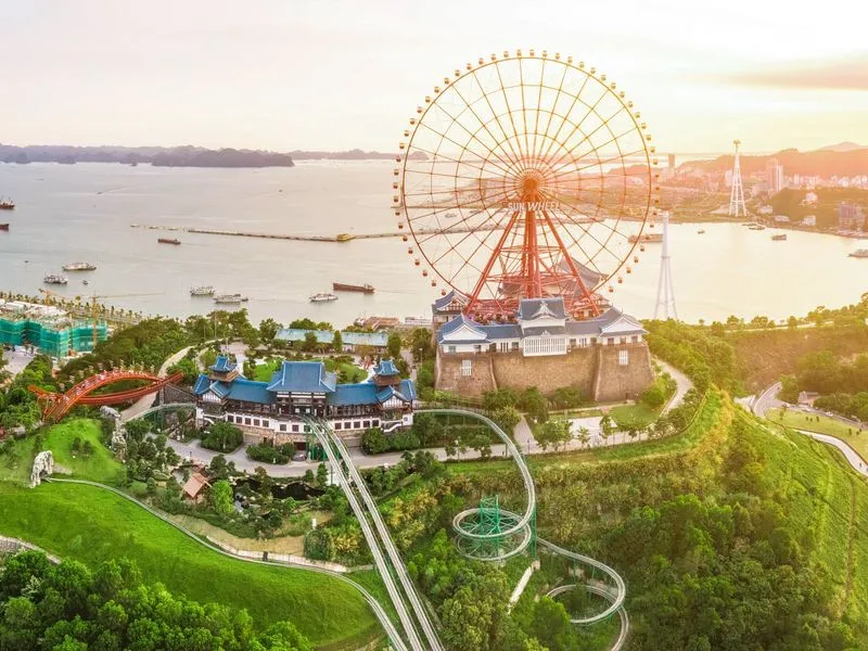 Check-in Với Biểu Tượng Nổi Tiếng Của Sun World Hạ Long