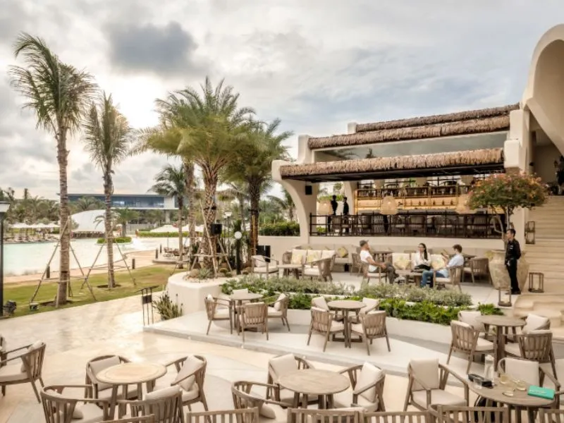 Những Hình Ảnh Đẹp Tại Tropicana Beach Club Hồ Tràm