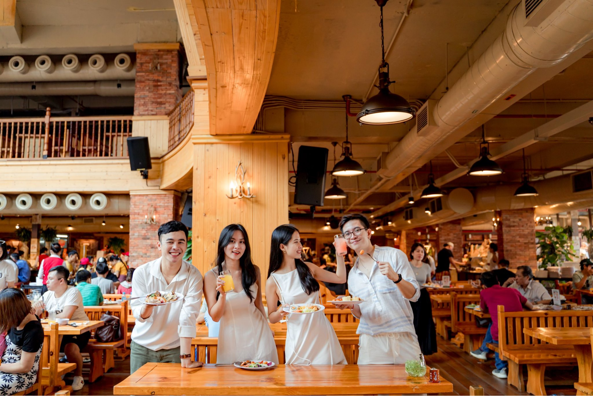 Combo Đêm Bà Nà 2025 từ 15h: “Chạm” hoàng hôn, tiệc buffet siêu hấp dẫn
- 3