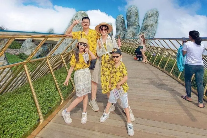 Phụ Kiện Đi Bà Nà Hills Cần Mang Theo