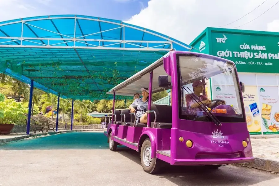 Xe khách tuyến Sài Gòn – Bình Thuận dành cho khách đi Núi Tà Cú