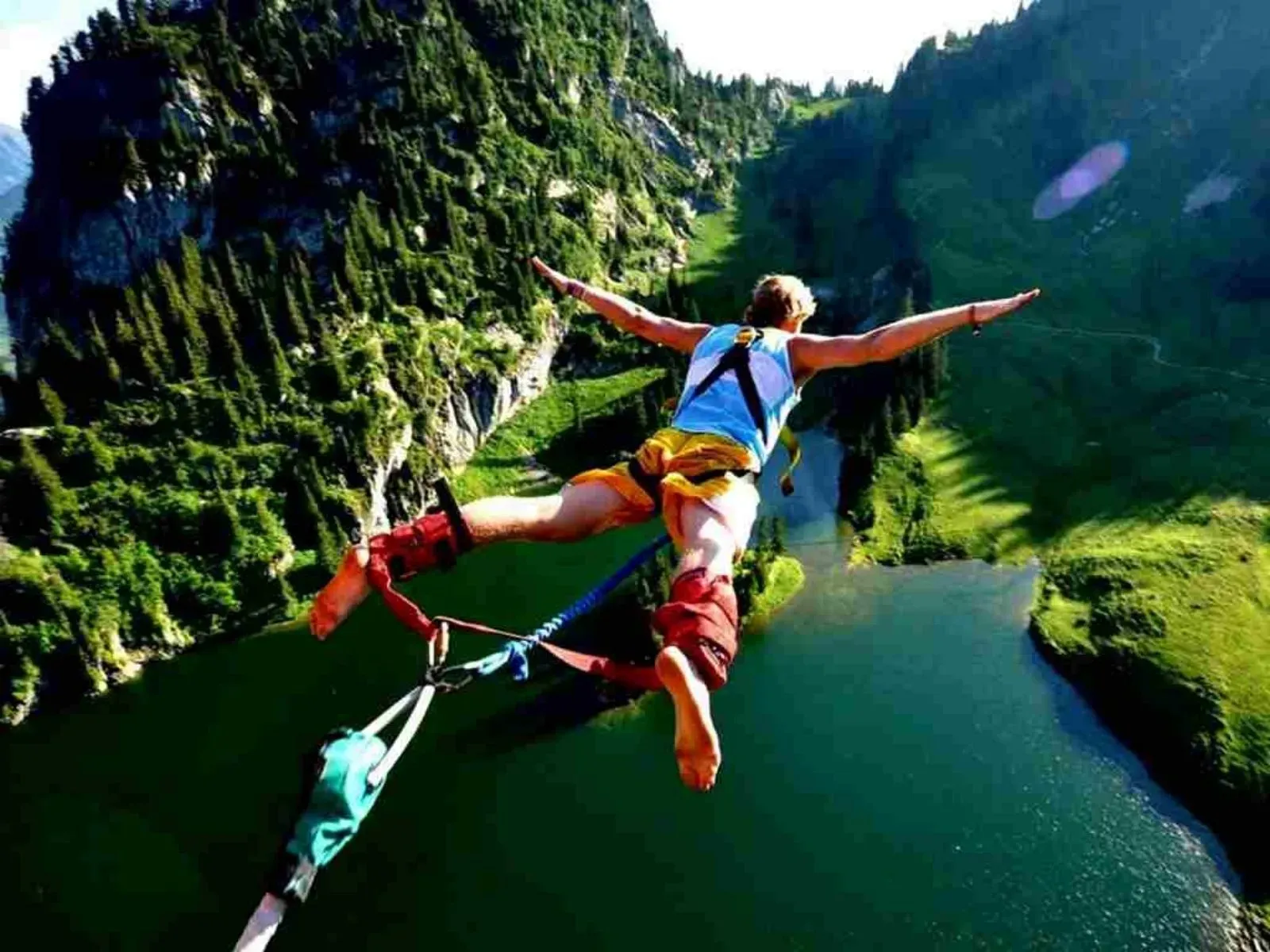 Nhảy Bungee Nha Trang phù hợp với ai? Điều kiện tham gia