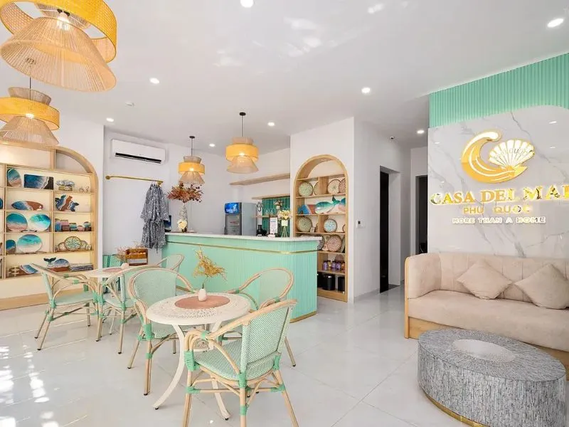 Casa Del Mar Phú Quốc Boutique Hotel