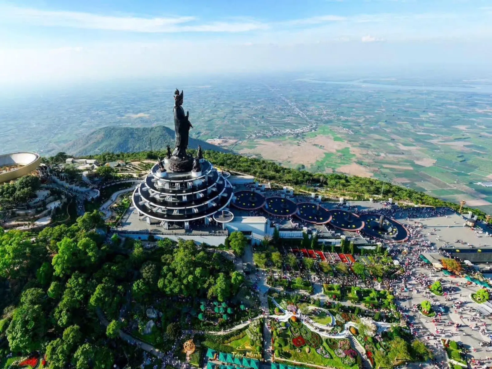 Quốc Tế Thiếu Nhi Núi Bà Đen 1/6: Chuỗi Hoạt Động Hấp Dẫn Cho Gia Đình
