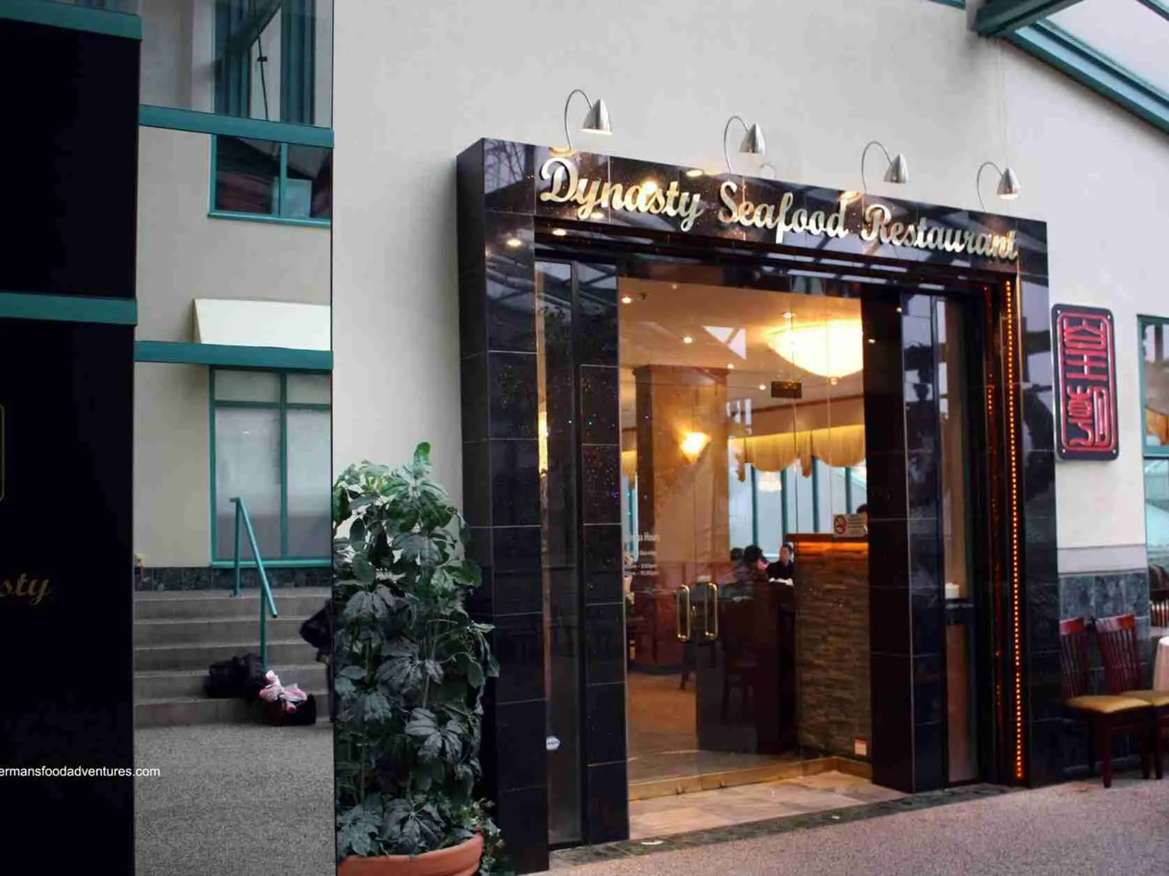 Nhà hàng Trung Hoa Dynasty Seafood sang trọng tại NovaWorld Phan Thiết ẩm thực Quảng Đông đặc sắc