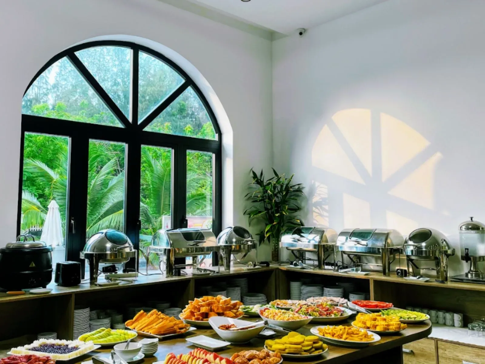 Hafi Hotel and Restaurant