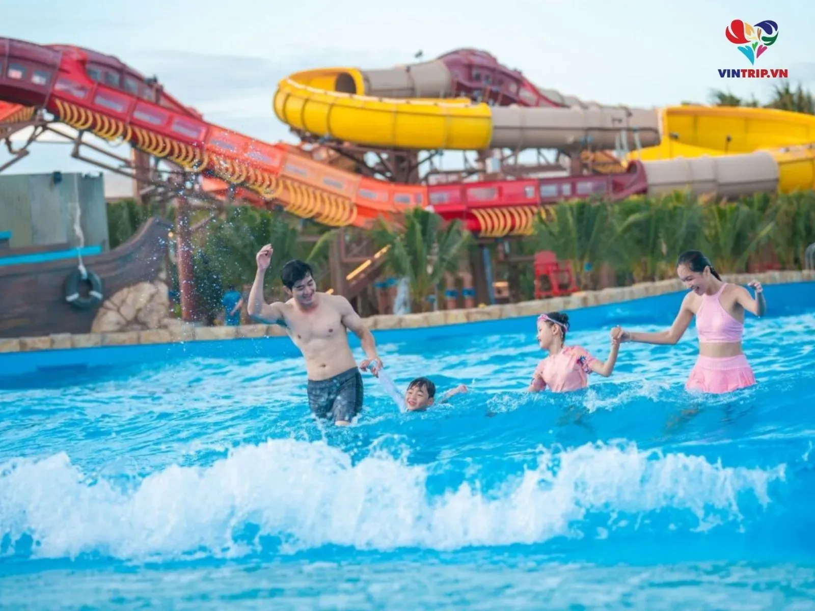 Review trải nghiệm hồ tạo sóng Sun World Vũng Tàu