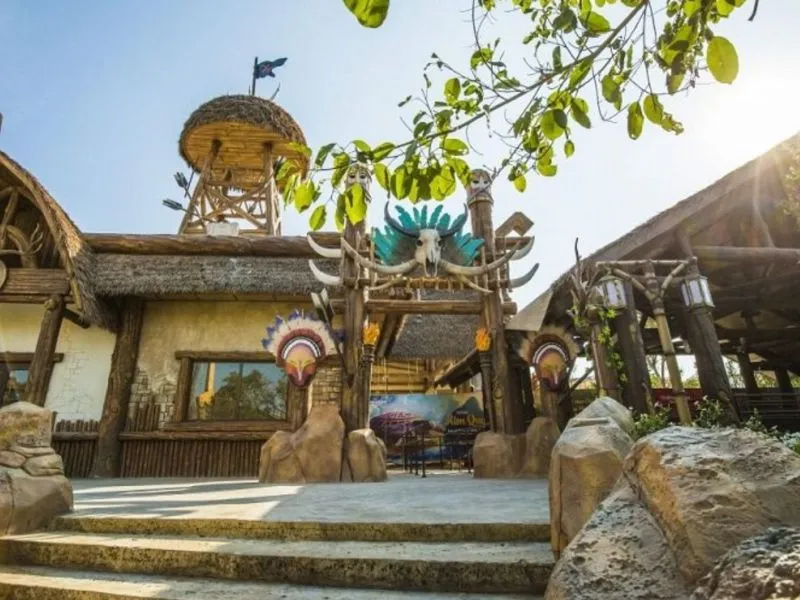 Khu Làng Bí Mật (The Secret Village) Top Trải Nghiệm Nổi Bật Tại VinWonders Phú Quốc