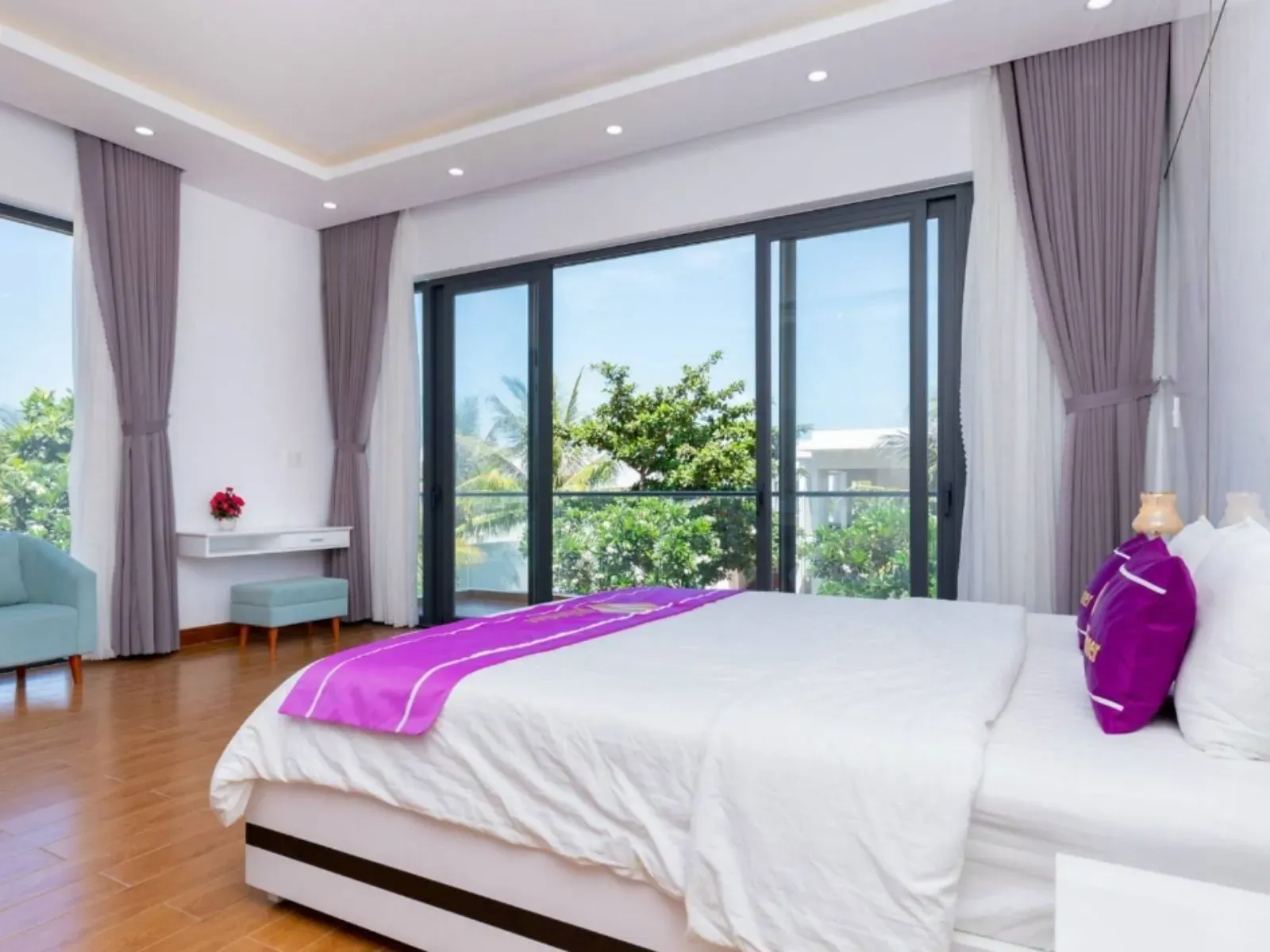 Long Cung Resort