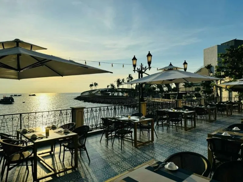 Sorrento Restaurant & Bar Ăn gì ở Thị trấn Hoàng Hôn Phú Quốc? Top nhà hàng nên thử