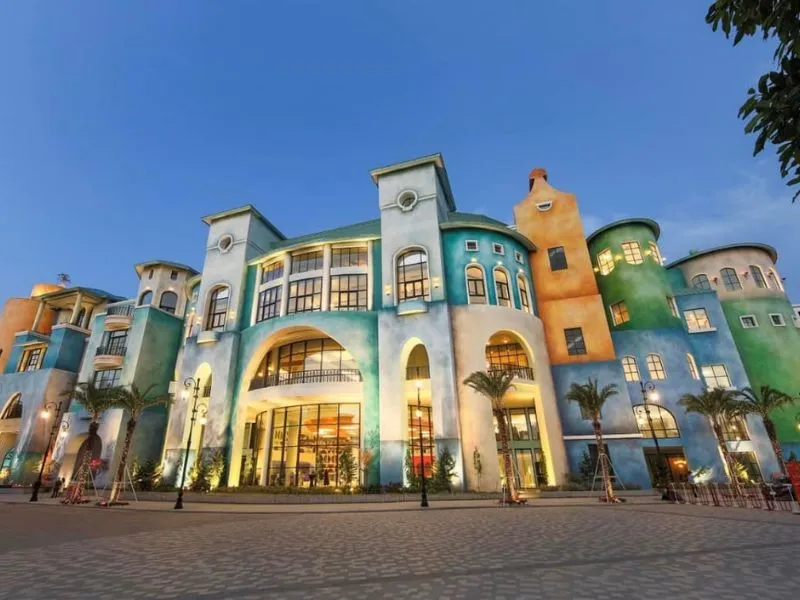 Sun Signature Gallery Thị trấn hoàng hôn Phú Quốc có gì chơi?