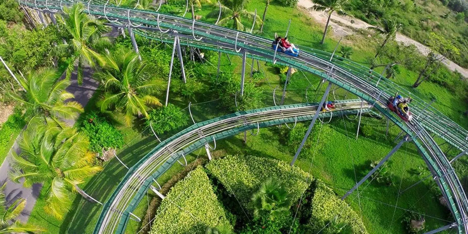Tàu Lượn Alpine Vinwonders Nha Trang: Trải Nghiệm Alpine Coaster Trên Núi