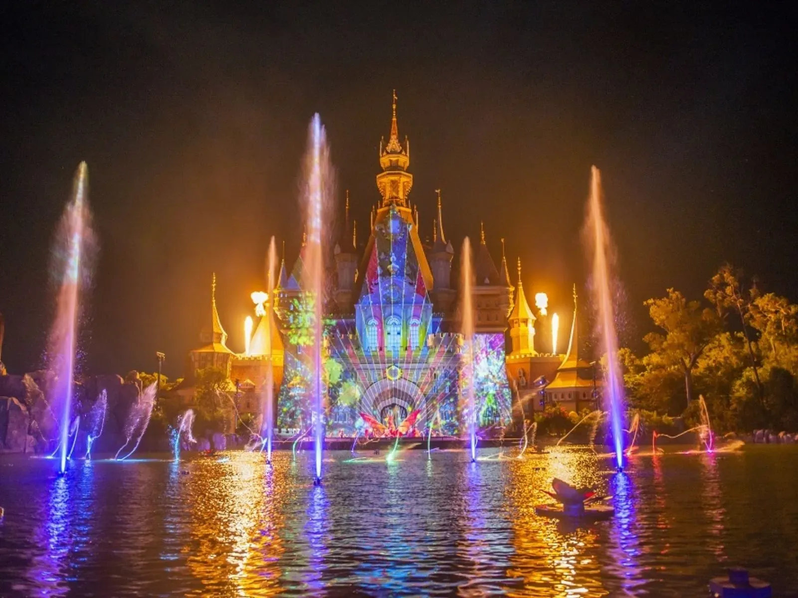 Trải nghiệm ONCE Show VinWonders Phú Quốc có gì đáng mong đợi?