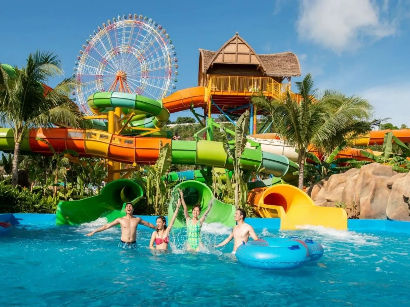Tropical Paradise VinWonders Nha Trang có gì?