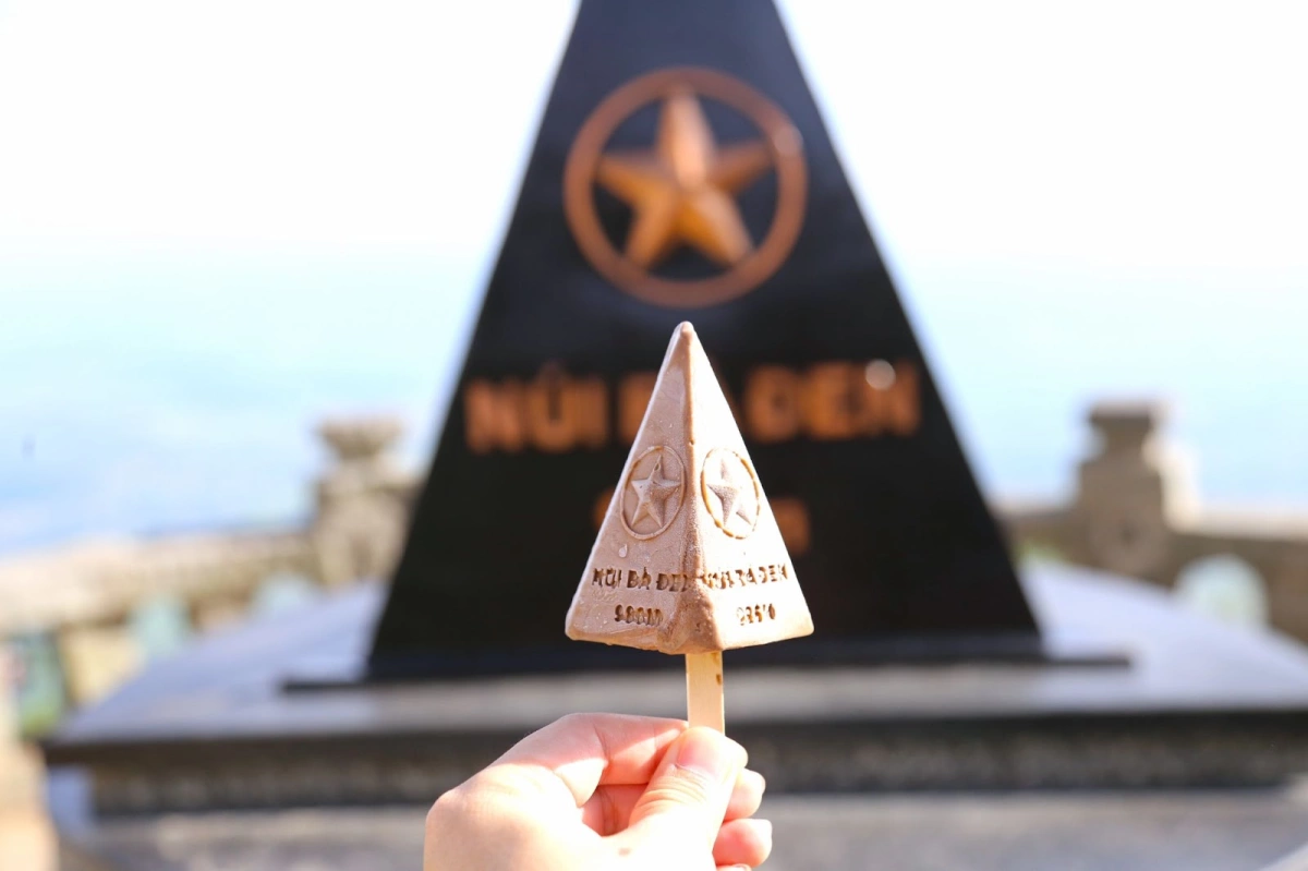 Thông tin tất tần tật Ga Cáp Treo Núi Bà Đen – Hành Trình Về Miền Đất Linh Thiêng
