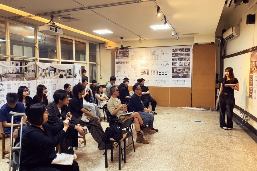 逢甲大學室設學程攜手德廚精品廚電，於4月21日舉辦「家與飾 × 智慧廚居整合設計」期中評圖暨設計競賽。