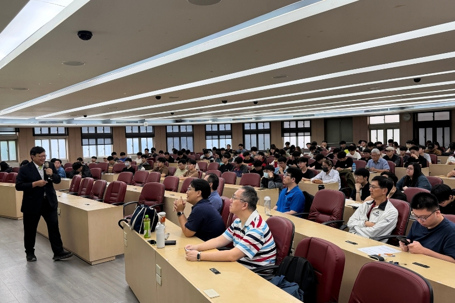 本場演講聚焦6G與AI，吸引近170位師生熱情參與。