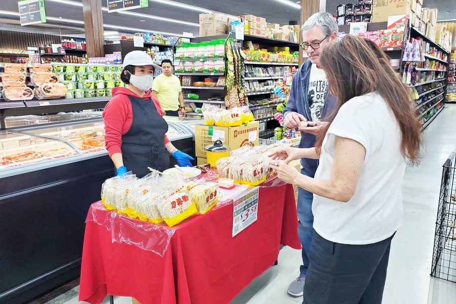 度小月品牌外銷拓展到歐美各國推廣台灣食材。