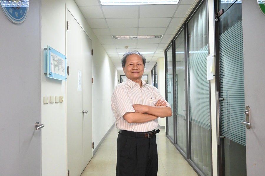 逢甲大學綠能科技暨生技產業發展研究中心主任 林秋裕博士。