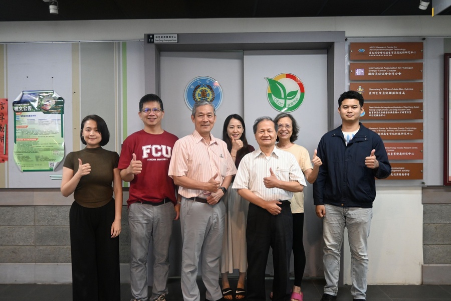 專訪當日現場中心團隊成員合照。