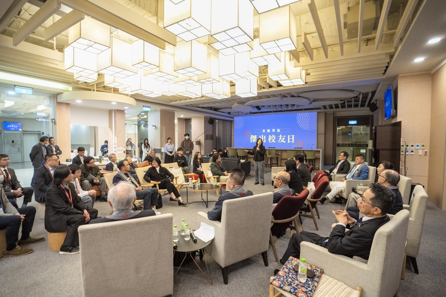 逢甲大學熱門租借場地之一:人言大樓B1啟垣聽。