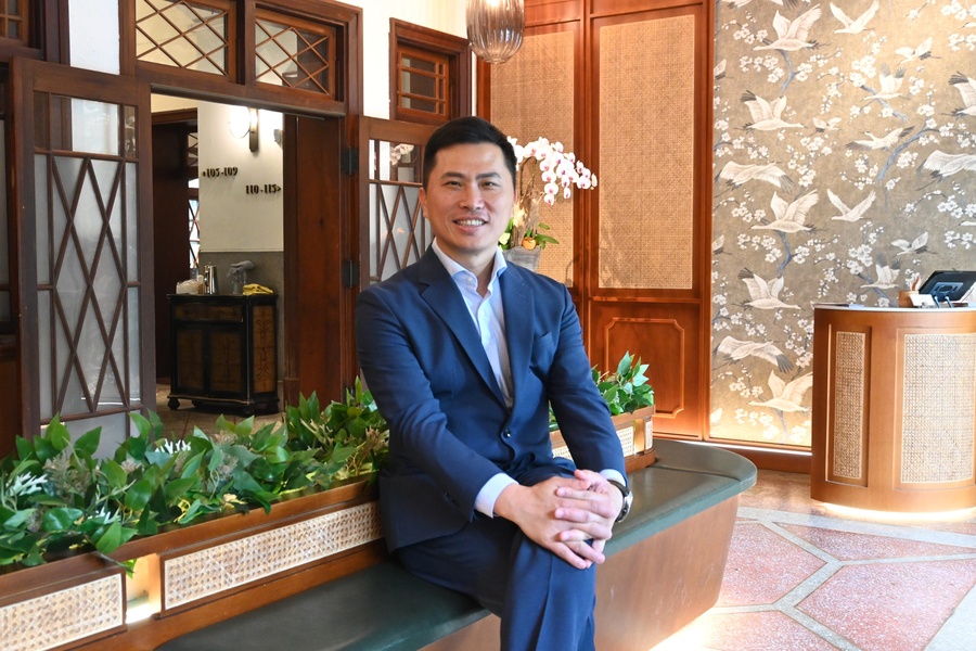 十二月粥品．茶飲．私房菜  廖英豪創辦人、品牌執行長。