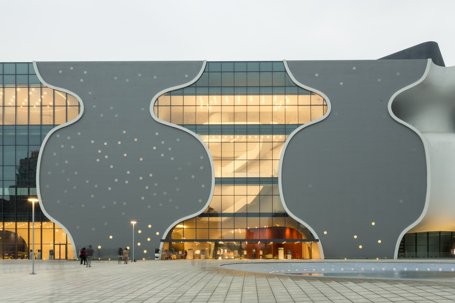 麗明營造指標性實績-台中歌劇院。