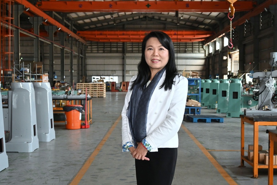 旭正機械 劉翠娥董事長 