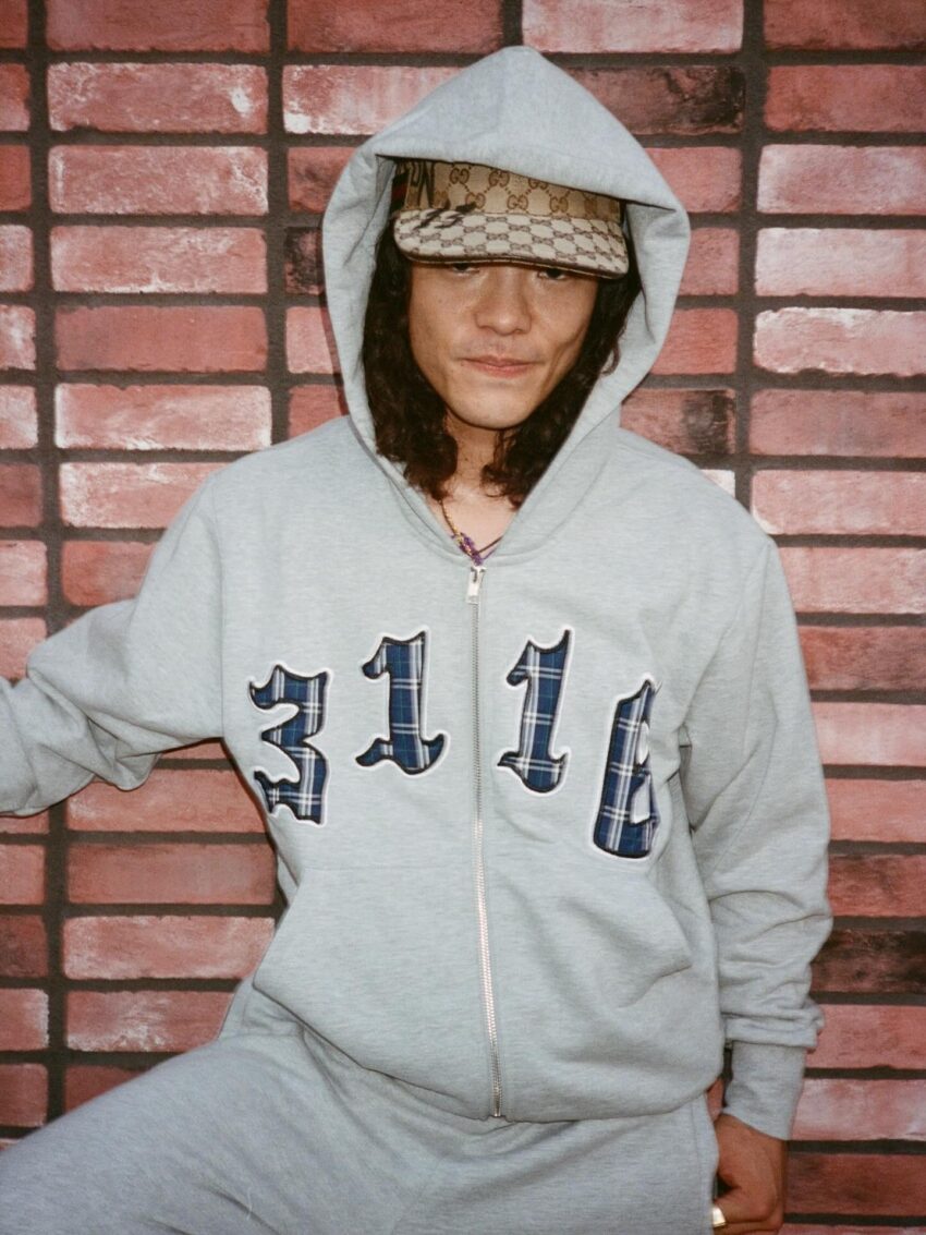 ADWYSD 3116 Plaid Zip Hoodie