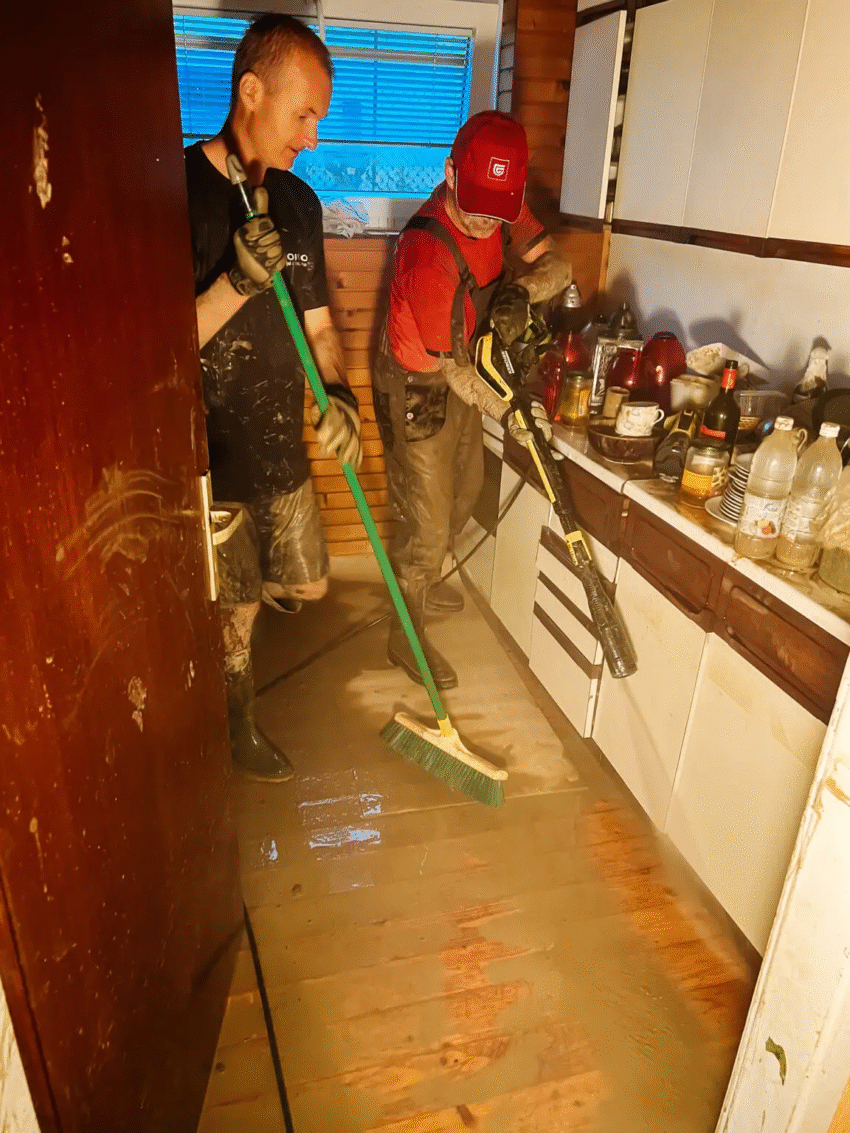 ezgif 12b5f9377841f8