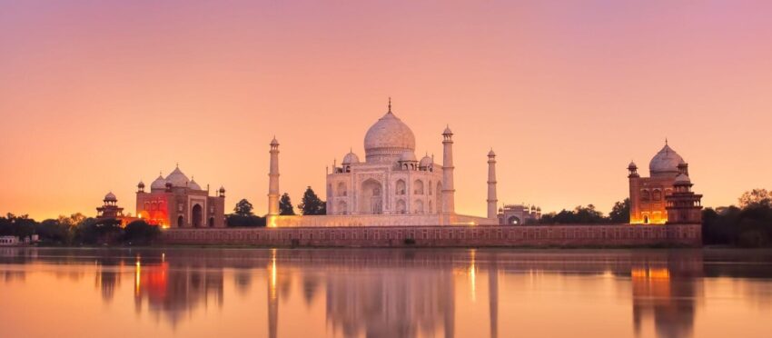 Taj Mahal Luxury vacation in India